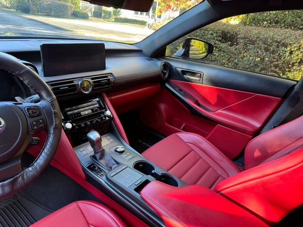 374BbYBp-zDIQwtMzUg 2023 Lexus IS 500 Premium