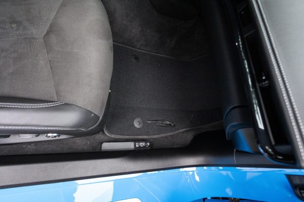 3LOnWzZ9-JkMw0iY 2023 Chevrolet Corvette Stingray Coupe Blue