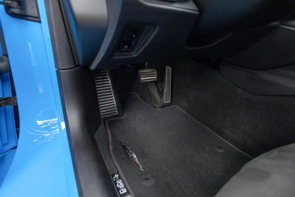 3LOnWzZ9-Uvj4N7k 2023 Chevrolet Corvette Stingray Coupe Blue