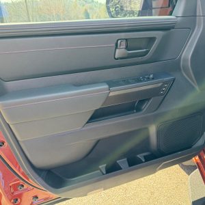 3LjOPA2Y-TG8UP6q-W1a 2024 Toyota Sequoia TRD Pro