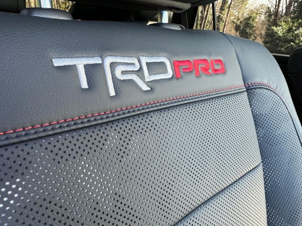 3LjOPA2Y-ZH6cxQ-aAz 2024 Toyota Sequoia TRD Pro