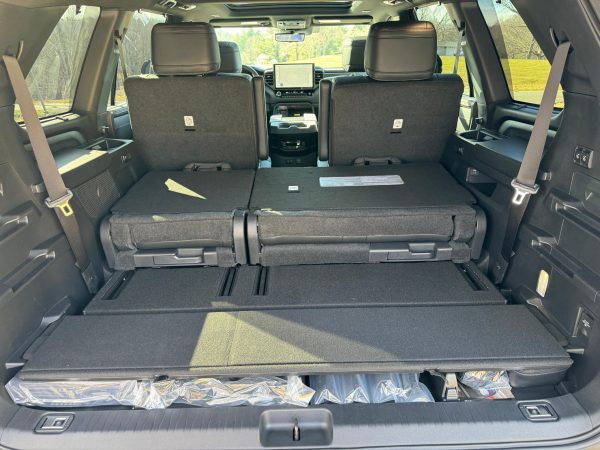 3LjOPA2Y-rlNiTnmsFrD 2024 Toyota Sequoia TRD Pro