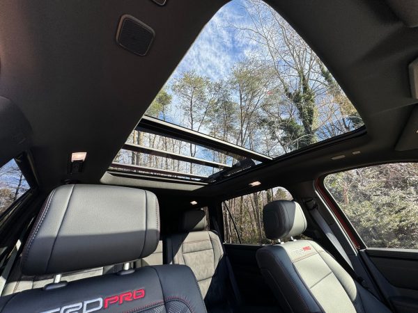 3LjOPA2Y-rrXxRp3jnVh 2024 Toyota Sequoia TRD Pro