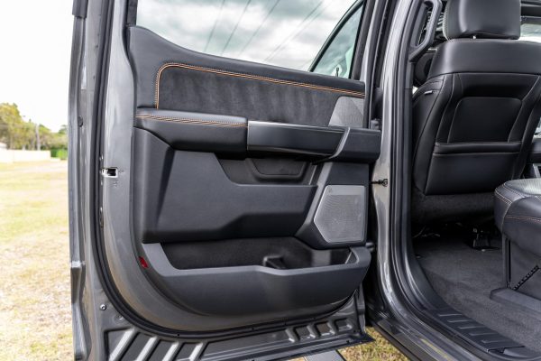 3pqzDqge-gJcTYWJWbZ 2024 Ford F-350 Super Duty Platinum Tremor Crew Cab 4×4