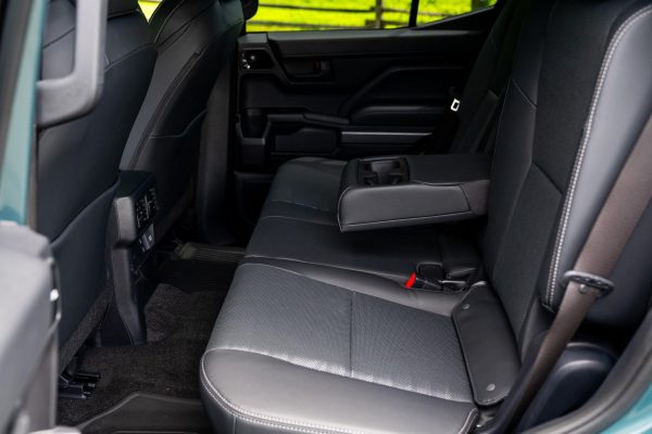 3vLkn4Bk-X1kvO6s 2025 Toyota 4Runner TRD Off-Road Premium 4×4