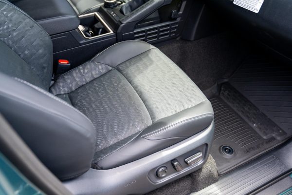 3vLkn4Bk-anKhBE5 2025 Toyota 4Runner TRD Off-Road Premium 4×4