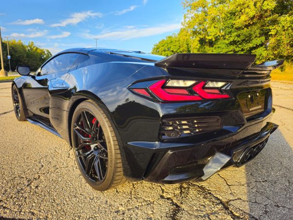 4 2024 Chevrolet Corvette Z06 Coupe 3LZ