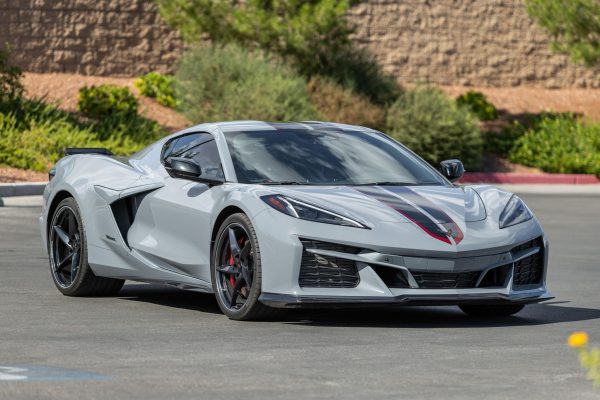 5 2024 Chevrolet Corvette E-Ray Coupe