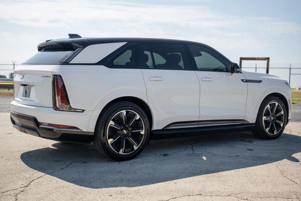 5 2025 Cadillac Escalade IQ Sport 2