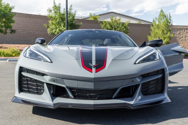 6 2024 Chevrolet Corvette E-Ray Coupe