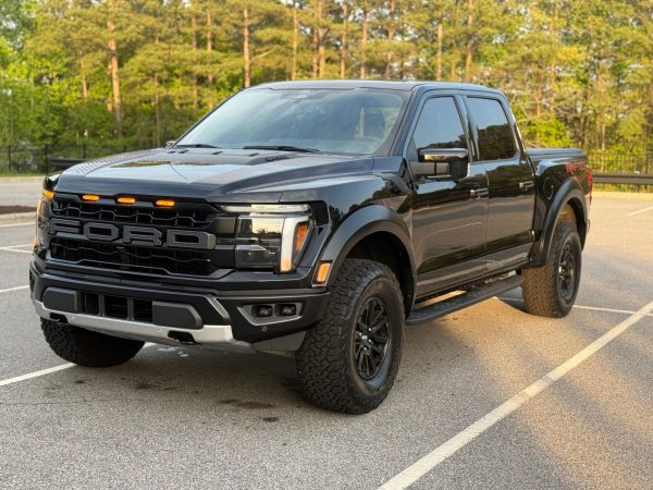 6 2024 Ford F-150 Raptor