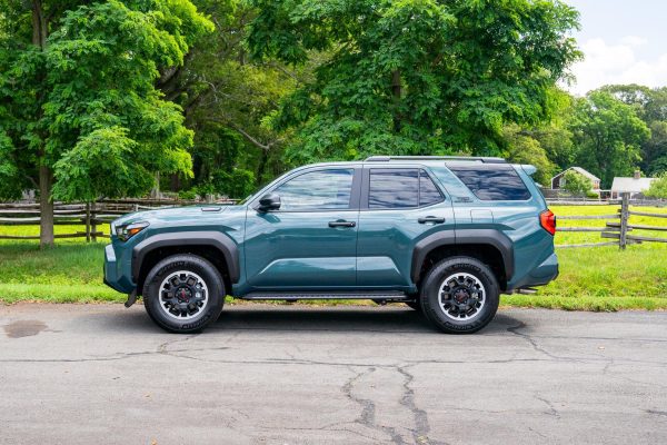 7 2025 Toyota 4Runner TRD Off-Road Premium 4×4