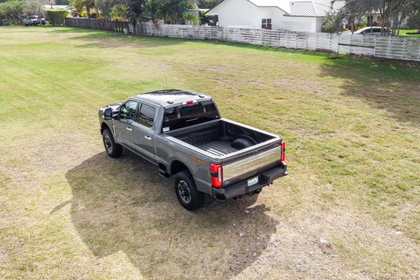 8 2024 Ford F-350 Super Duty Platinum Tremor Crew Cab 4×4