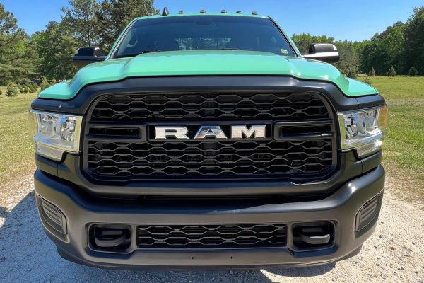 9 2022 Ram 3500 Tradesman Crew Cab 4×4