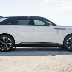 9 2025 Cadillac Escalade IQ Sport 2