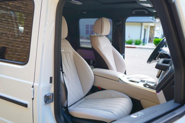 92vW6qXA-BjuGNFY 2025 Mercedes-AMG G63