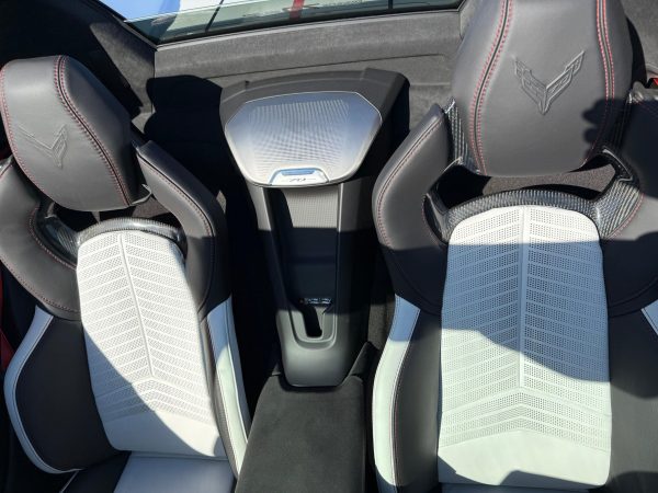 9X7RA5Aq-g_pIAsA 2023 Chevrolet Corvette Z06 Convertible 70th Anniversary Edition