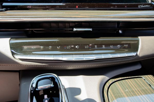 KDqBRDQE-9Etivko9u- 2023 Cadillac Escalade 4WD Sport