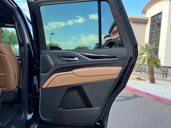 KDqBRDQE-IJcG_24gay 2023 Cadillac Escalade 4WD Sport