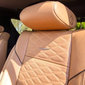 KDqBRDQE-kRUypH7Eef 2023 Cadillac Escalade 4WD Sport