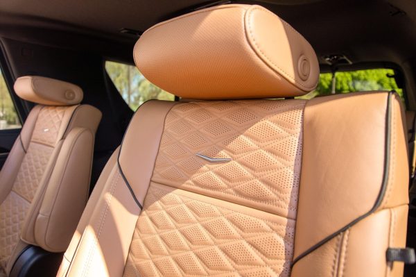 KDqBRDQE-kRUypH7Eef 2023 Cadillac Escalade 4WD Sport