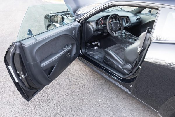 KPZD6eNV-g64qH7EyTQ 2023 Dodge Challenger SRT Hellcat Black Ghost Special Edition