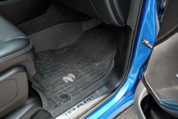 KYAQEmMx-dvLhktWzYo 2022 Ram 1500 TRX