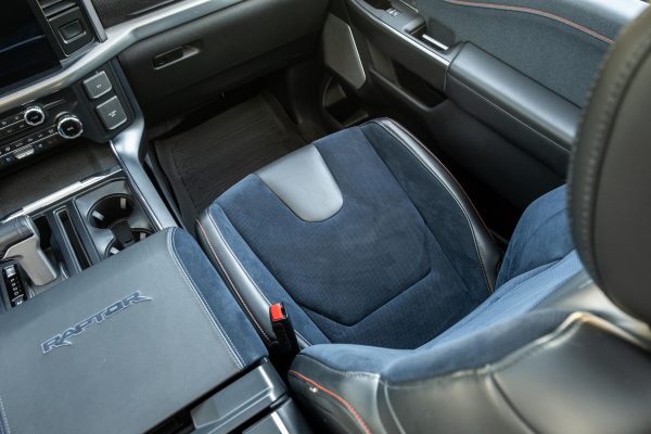 KZD8XJ8G-QFYUP1a 2022 Ford F-150 Hennessey VelociRaptor 600