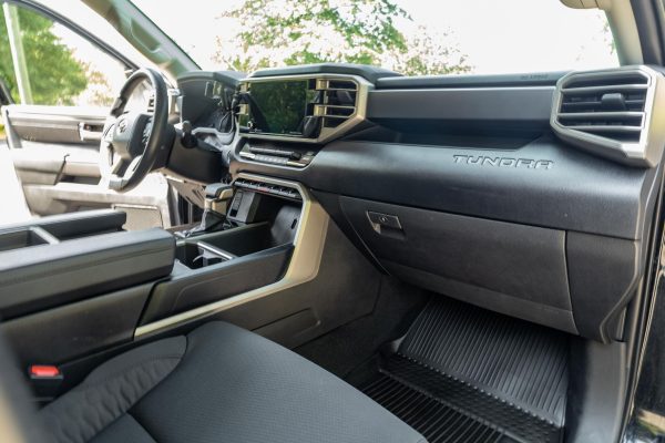 KZR1g0Rm-WZf10rHEYa 2022 Toyota Tundra SR5 CrewMax 4×4