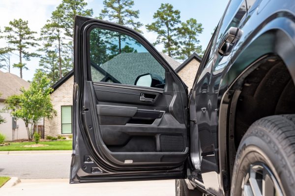 KZavOABO--1xESxqbMN 2023 Toyota Sequoia Platinum 4×4