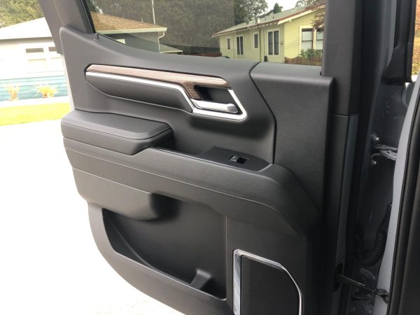 Kdb8gW0L-sz2LXMdN_R 2024 Chevrolet Silverado 1500 Crew Cab RST Black Widow 4×4