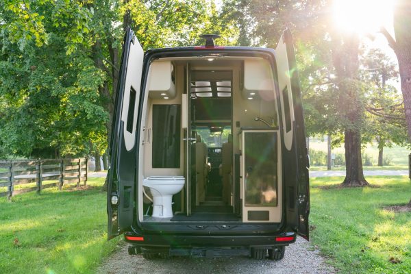 KdpdOgmQ-29dlZ8OEal 2025 Mercedes-Benz Sprinter 3500XD Ultimate Toys Coach