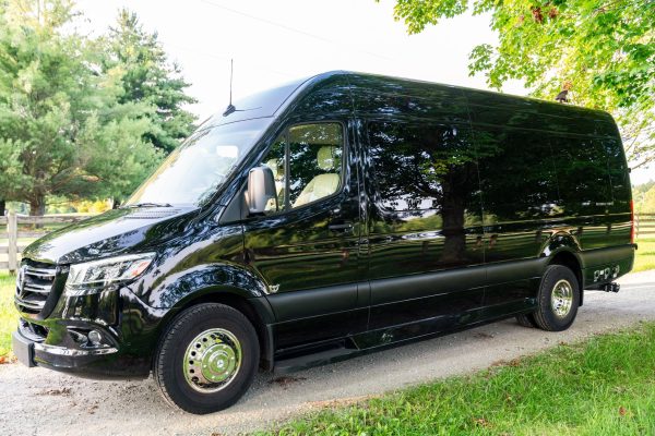 KdpdOgmQ--kRiTpYtSN 2025 Mercedes-Benz Sprinter 3500XD Ultimate Toys Coach