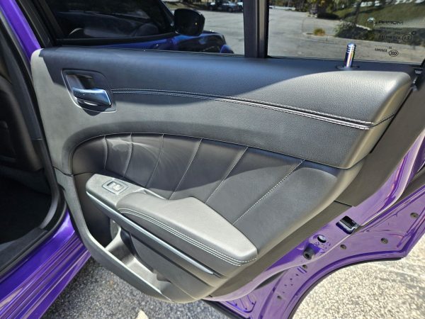 KmY2Pvym-cedYbm0_uc 2023 Dodge Charger Scat Pack Widebody Super Bee