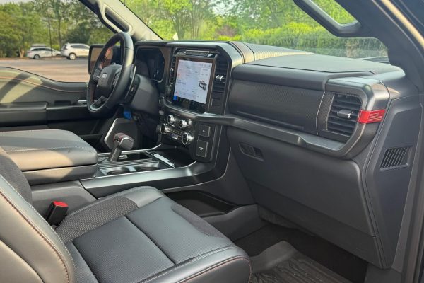 O4L-r 2024 Ford F-150 Raptor