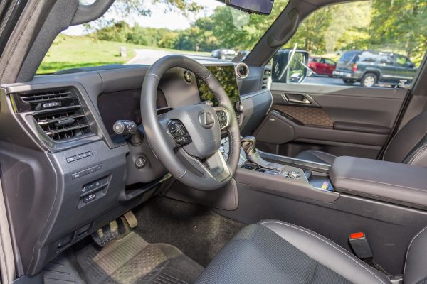 rEPxaBvV-R1kFSz97QV 2024 Lexus GX 550 Luxury+