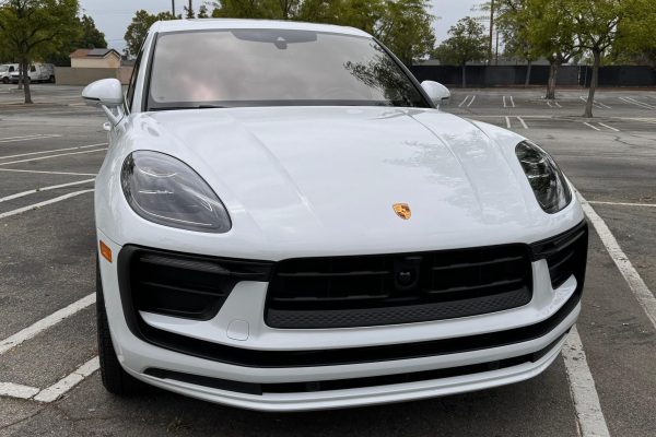 rwZy2vJZ-SrXidSSdMv-(edit) 2024 Porsche Macan