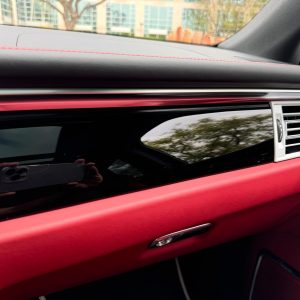 rwZy2vJZ-ZZk6jC2c33F 2024 Porsche Macan