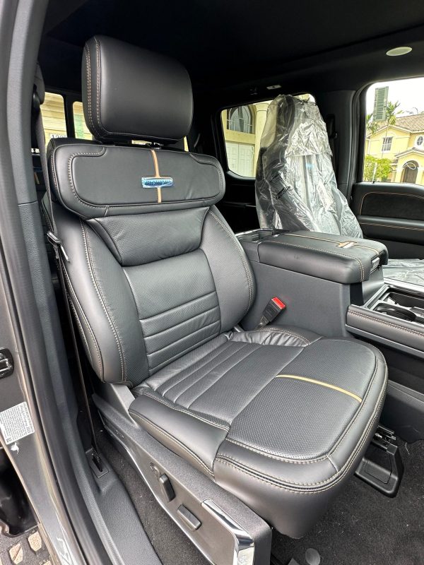 s-IoKRQ-zDDaJ 2024 Ford F-350 Super Duty Platinum Tremor Crew Cab 4×4