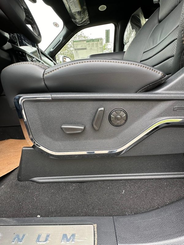 s-b6JolBmJ1O 2024 Ford F-350 Super Duty Platinum Tremor Crew Cab 4×4