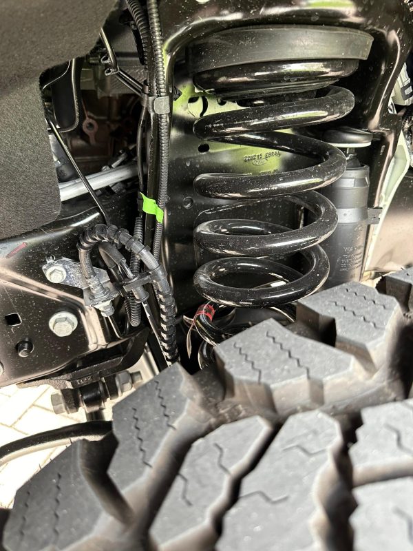 s-b7b1q3nhwB7 2024 Ford F-350 Super Duty Platinum Tremor Crew Cab 4×4