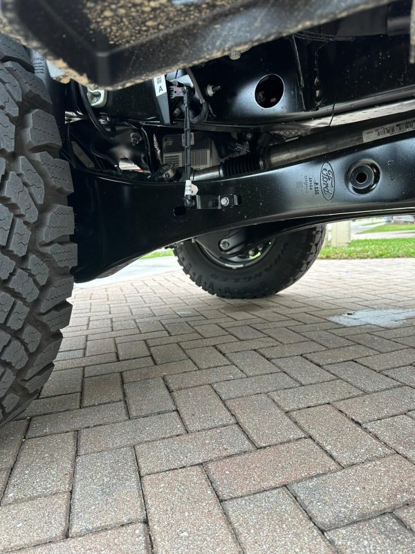 s-uoRbS6Os2nf 2024 Ford F-350 Super Duty Platinum Tremor Crew Cab 4×4