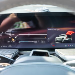 sBwfA 2025 Cadillac Escalade IQ Sport 2