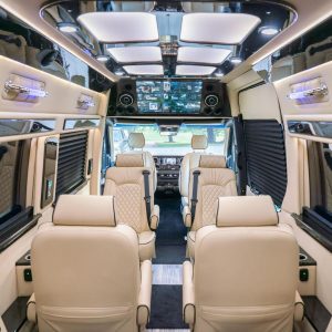 zTn7G 2025 Mercedes-Benz Sprinter 3500XD Ultimate Toys Coach